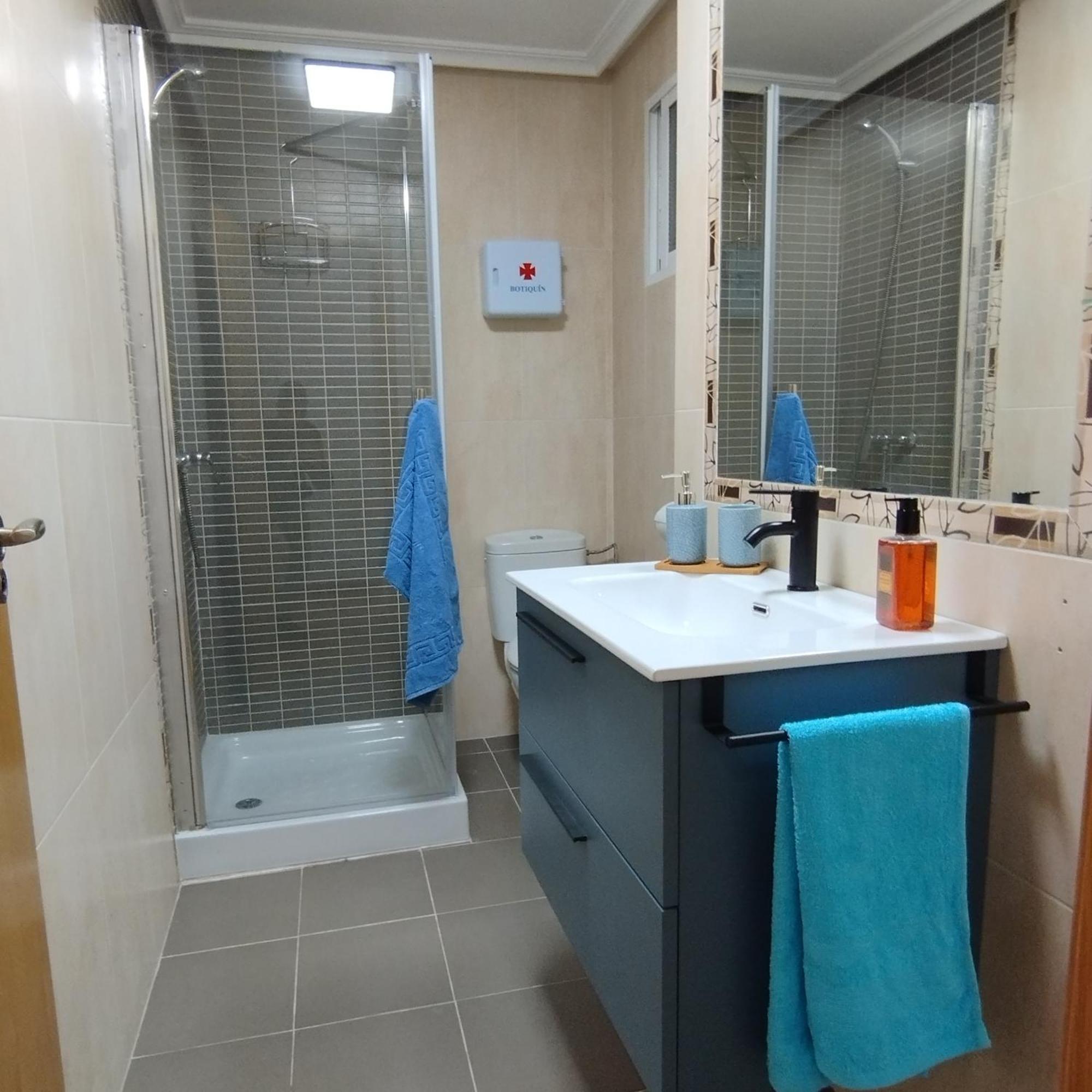 Marqplace Beach Free Parking And Ac Alicante Exterior foto